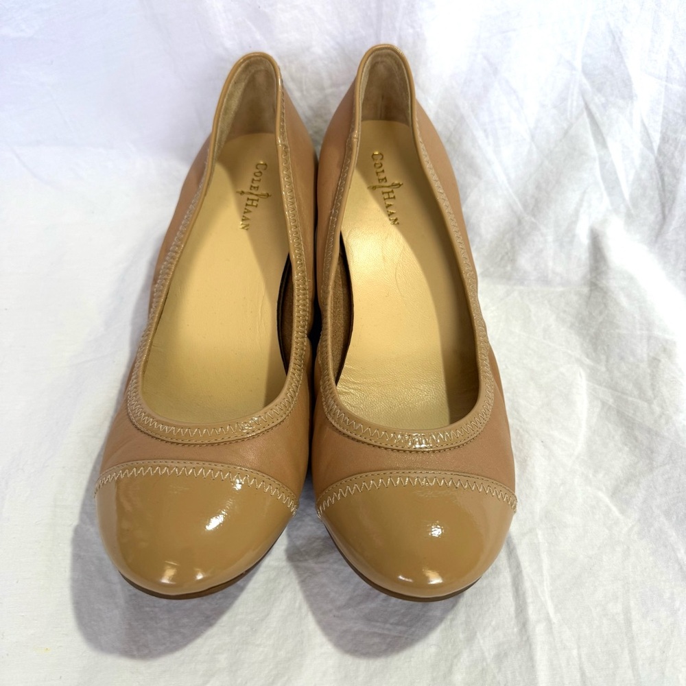Cole Haan Nude/Tan Leather Cap-Toe Wedge Women’s Shoes Size 7.5 Office Feminine - Picture 2 of 8